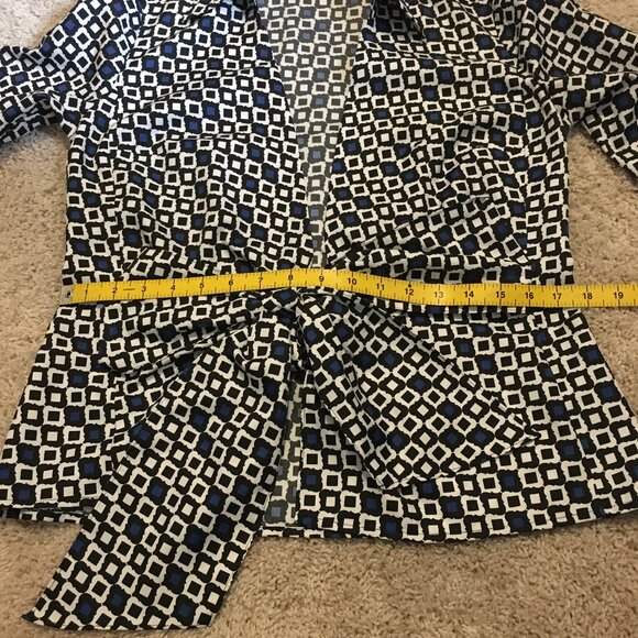 Ann Taylor Designer Ogee Print Tie Hem Dress Shirt - Picture 13 of 16